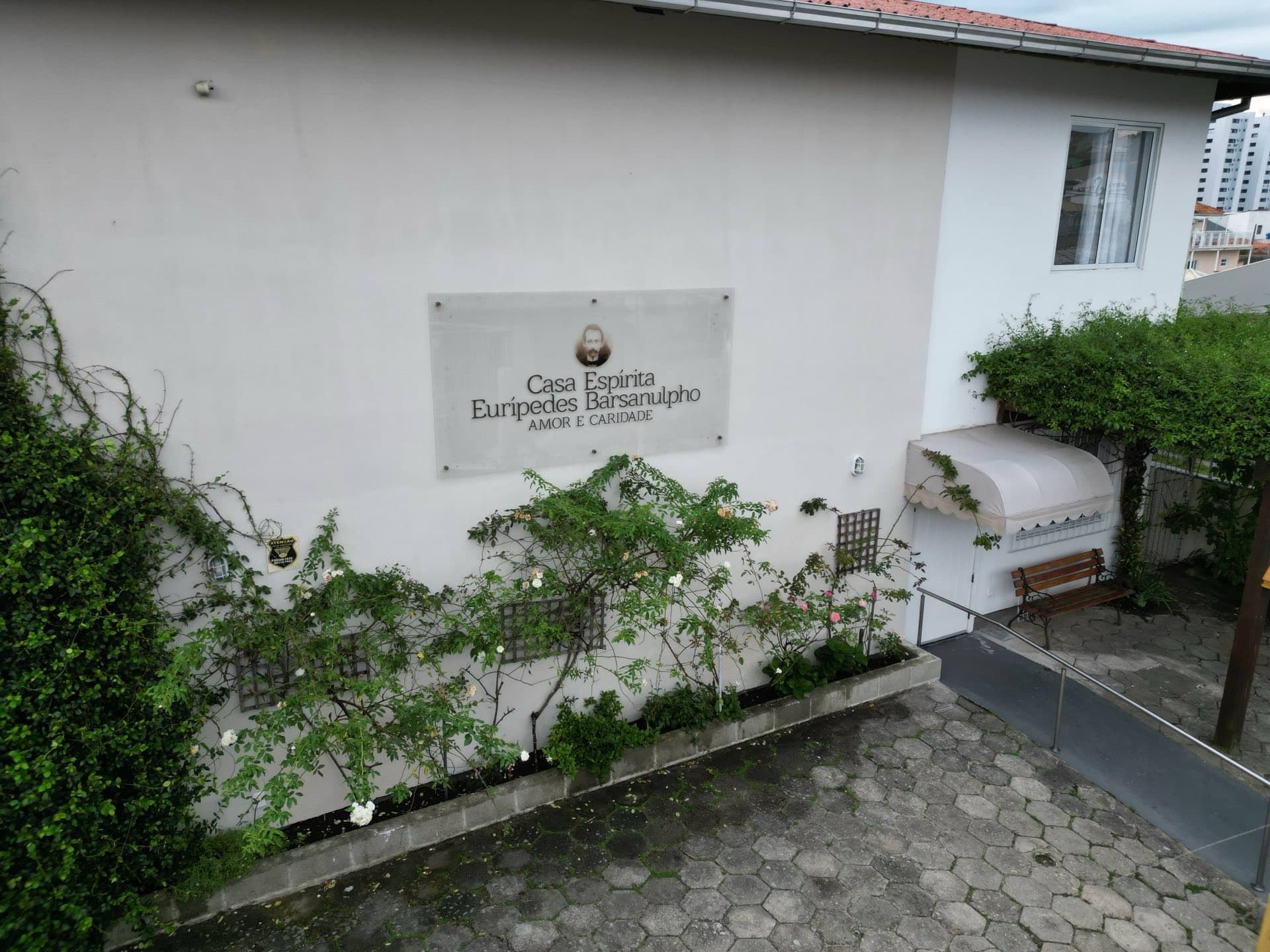 Fachada da Casa Espírita Eurípedes Barsanulpho